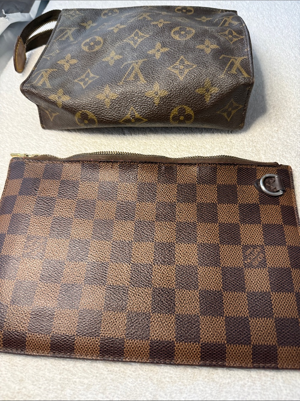 Louis Vuitton - TWO PROJECT PIECES - Picture 2 of 12